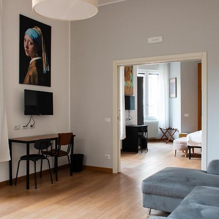 Rrrapido Holy Suites And Rooms - Via Sardegna Milánó Kültér fotó