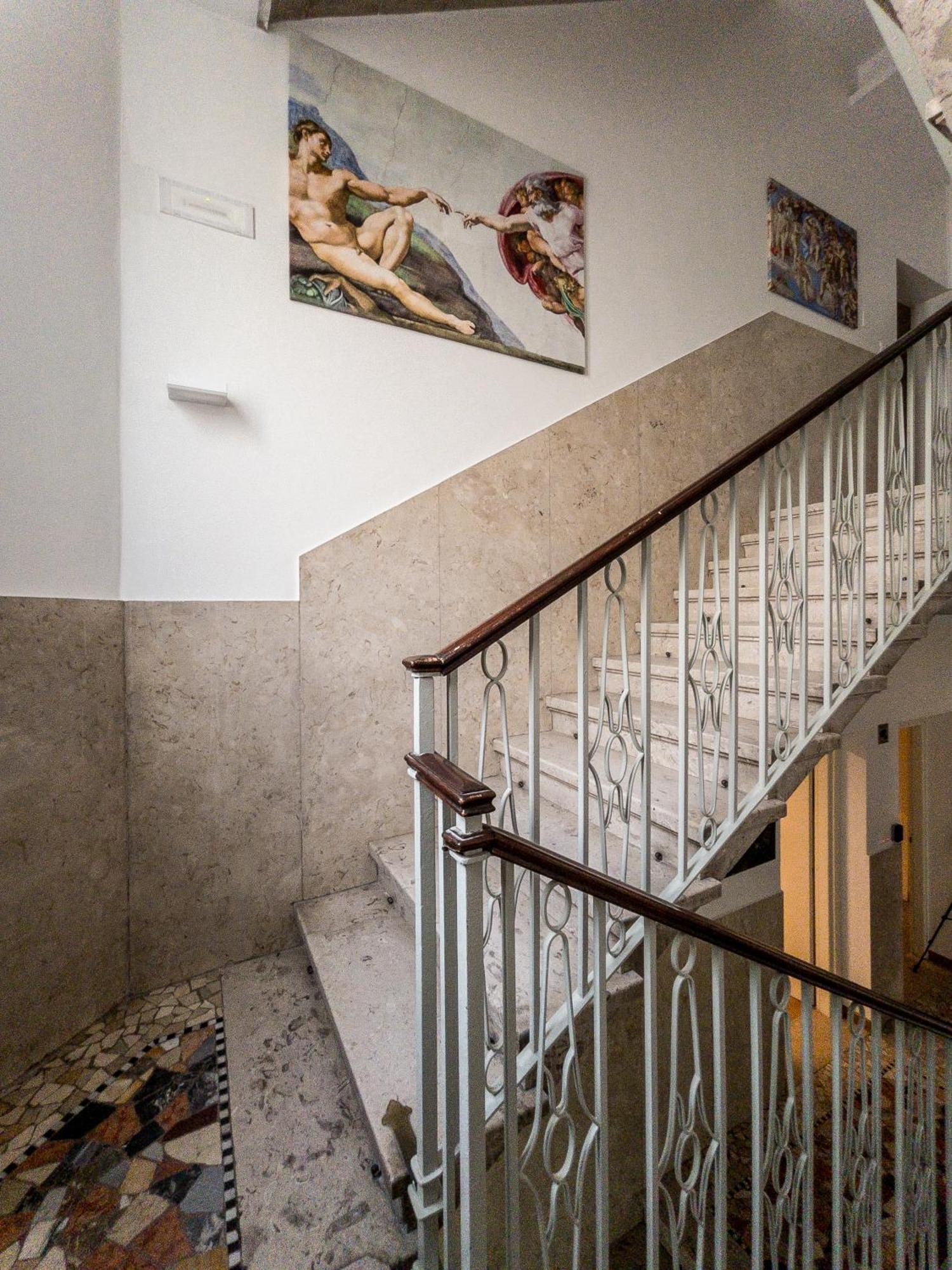 Rrrapido Holy Suites And Rooms - Via Sardegna Milánó Kültér fotó