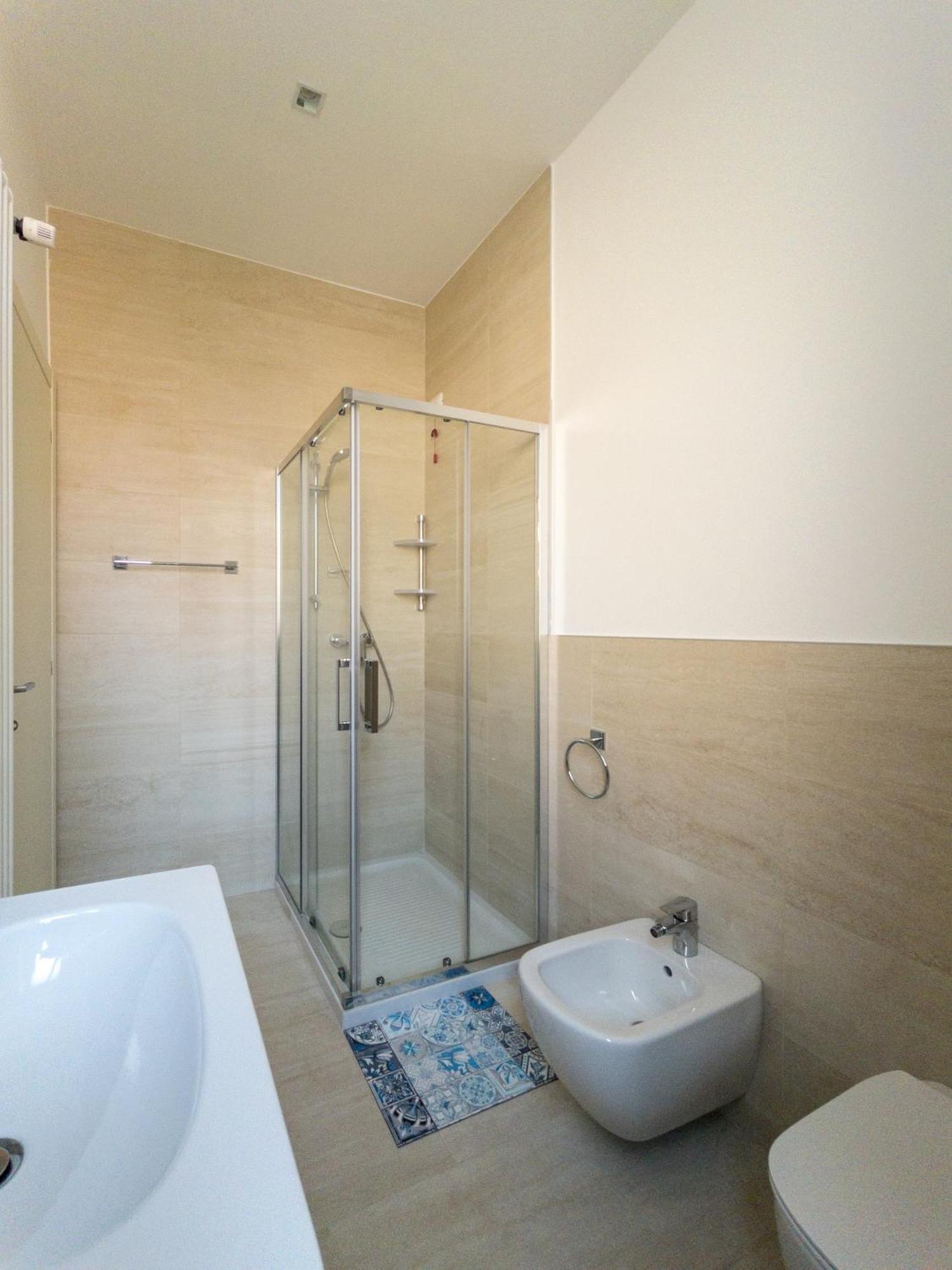 Rrrapido Holy Suites And Rooms - Via Sardegna Milánó Kültér fotó