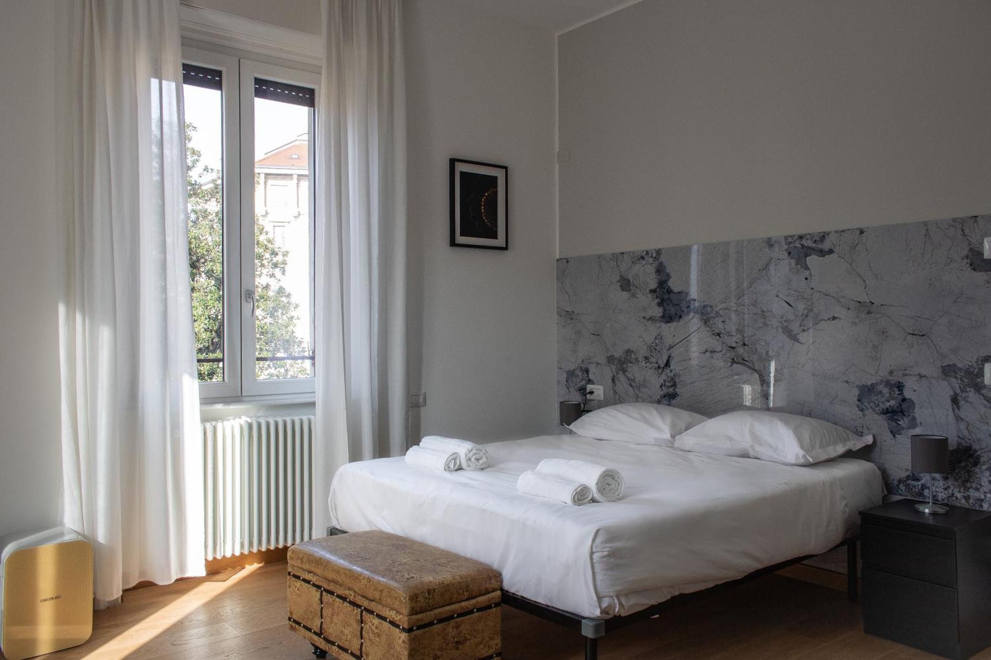 Rrrapido Holy Suites And Rooms - Via Sardegna Milánó Kültér fotó